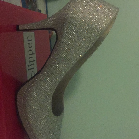 sparkles heels - Picture 1 of 2
